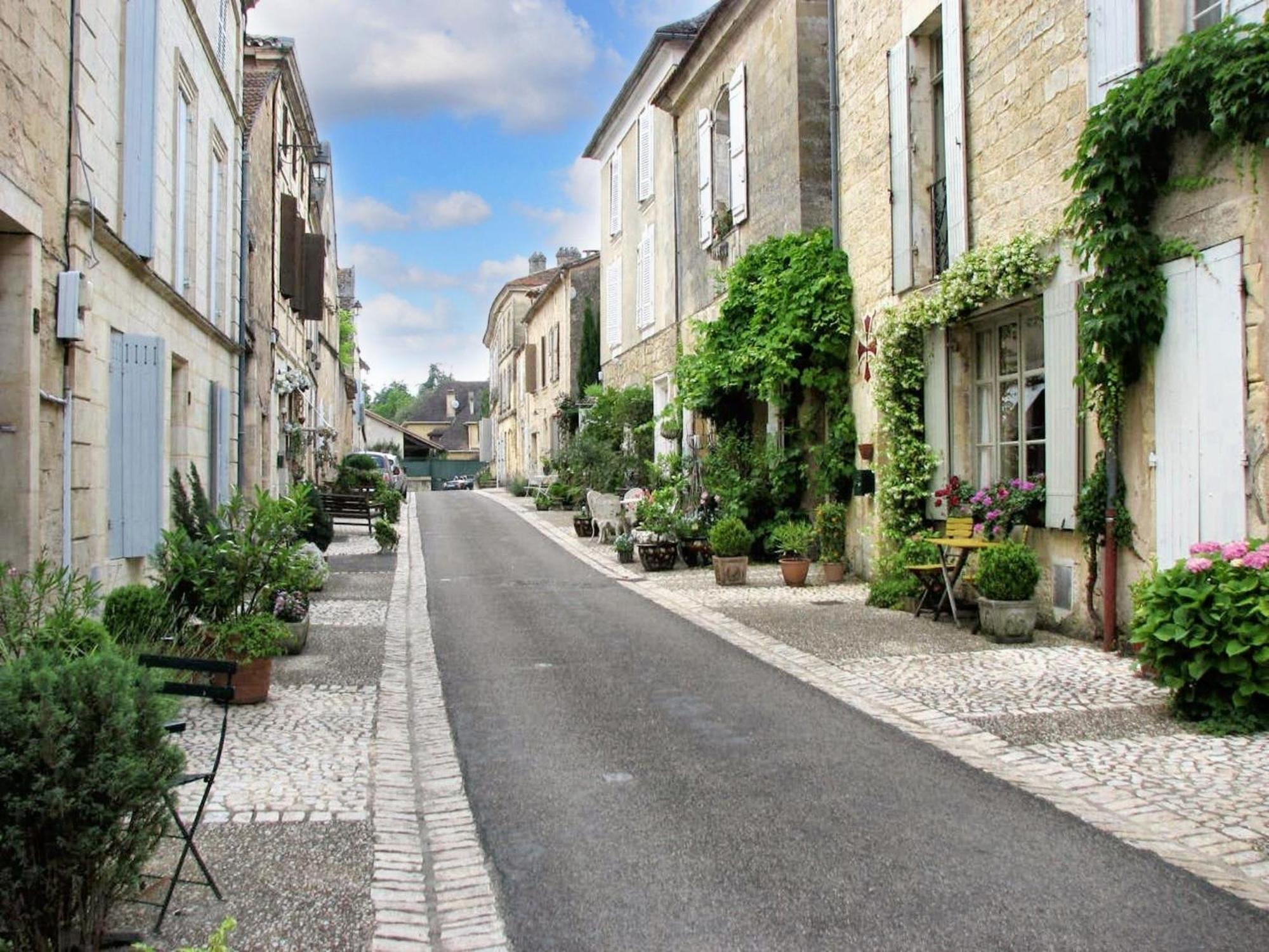 Studio avec wifi a Beaumont du Perigord Extérieur photo